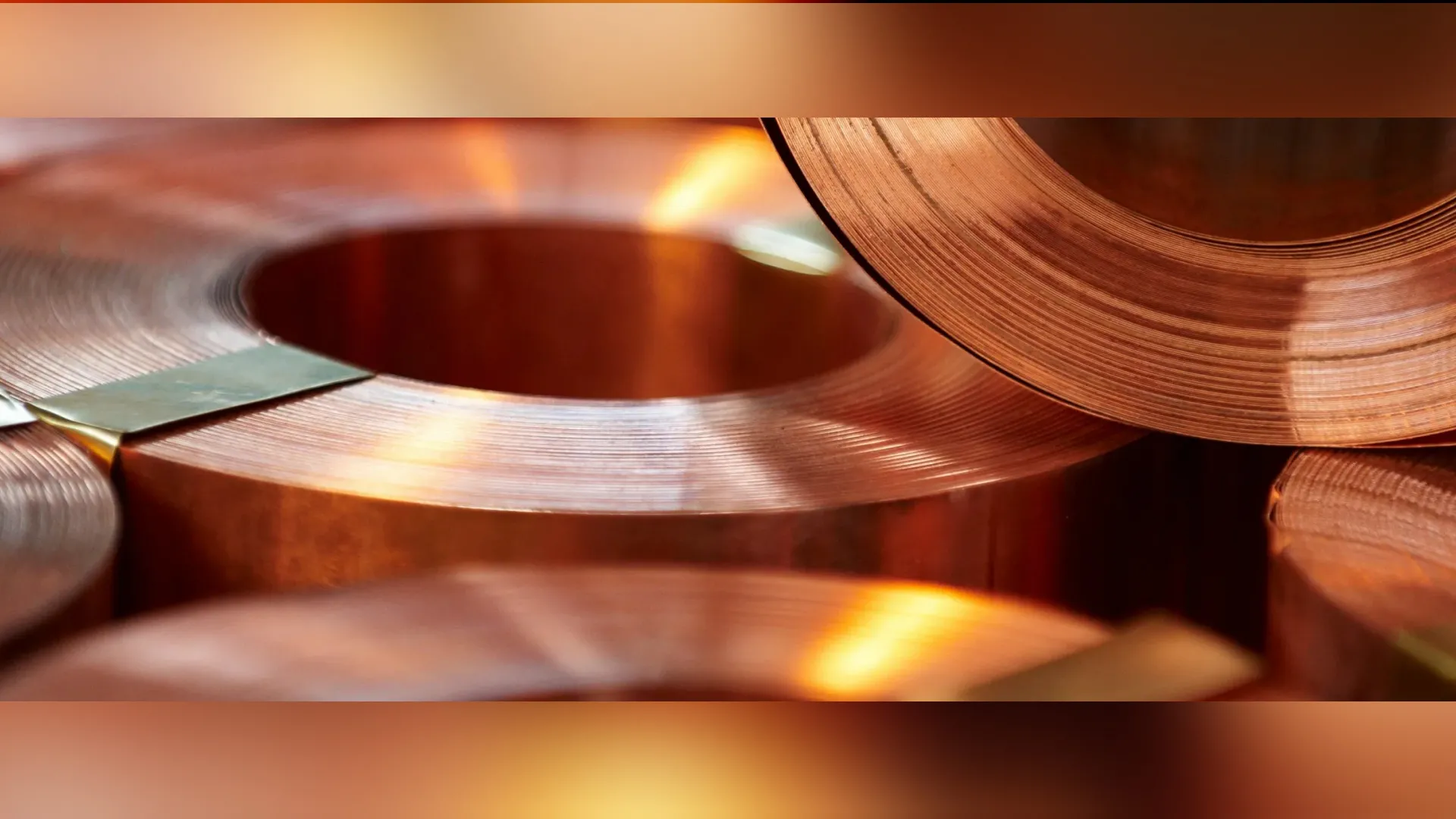 Бронзовая лента БрБ2 твердая ГОСТ 4748-92 0.3х250 мм